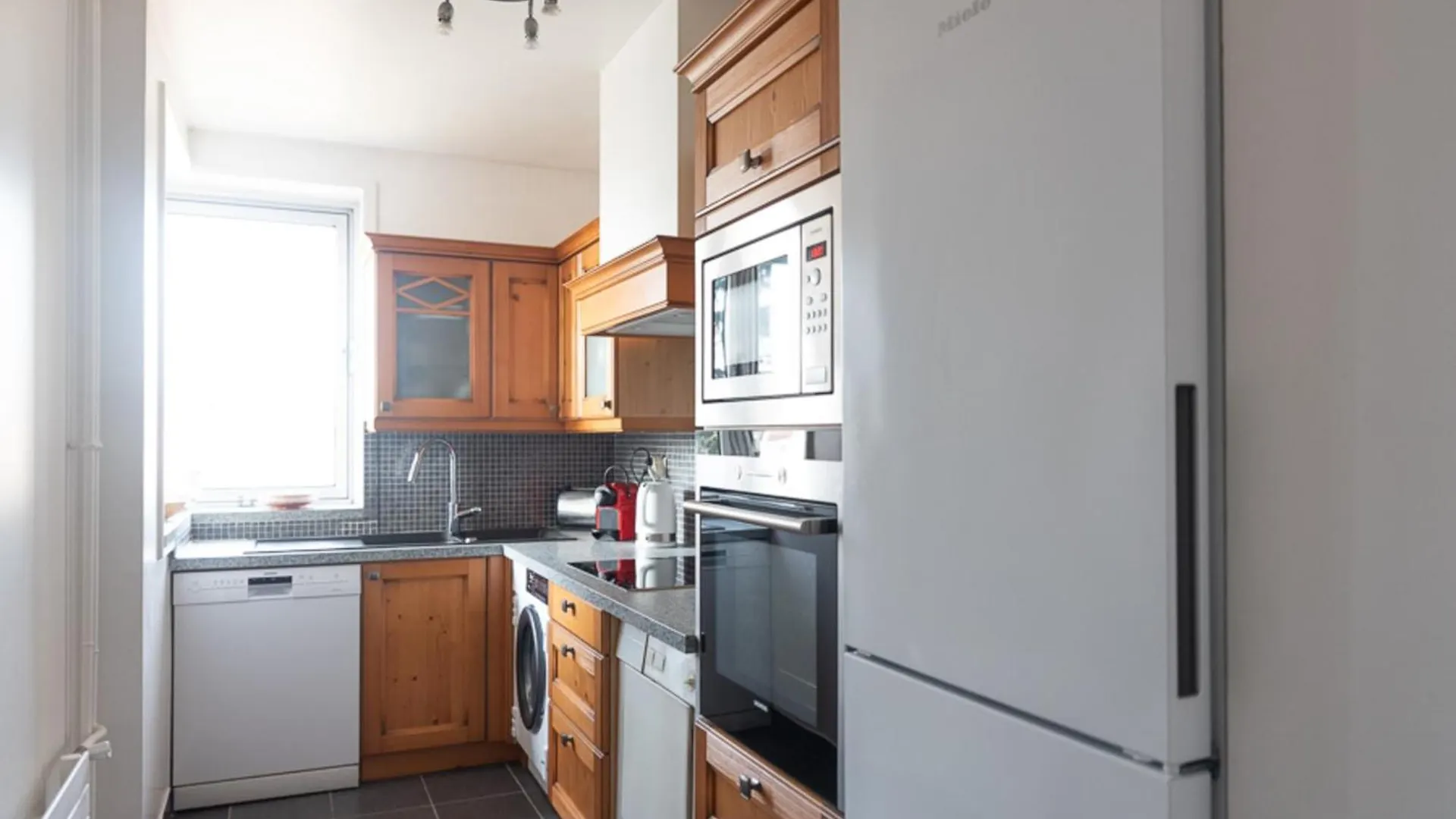 Apartament Spacious Cocoon With 2 Balconies
